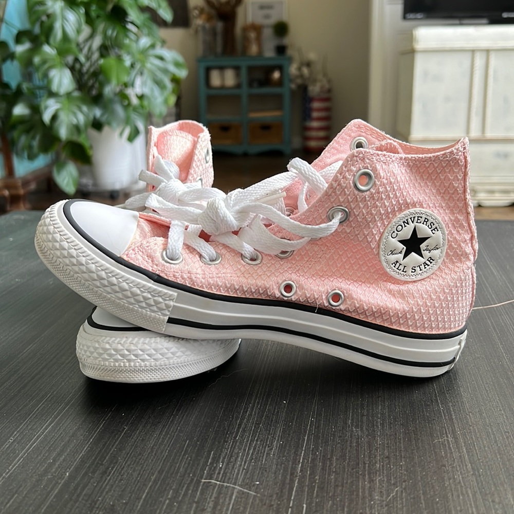 Pink Hightop Converse